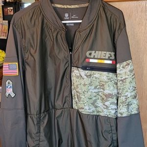 Nike "salute to service", quarter zip, NFL